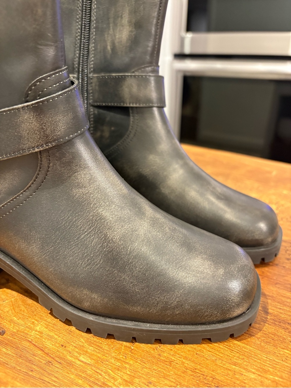Lisa Vicky Classic Black Leather Mid-Calf Women's Riding Boots - Picture 4 of 7